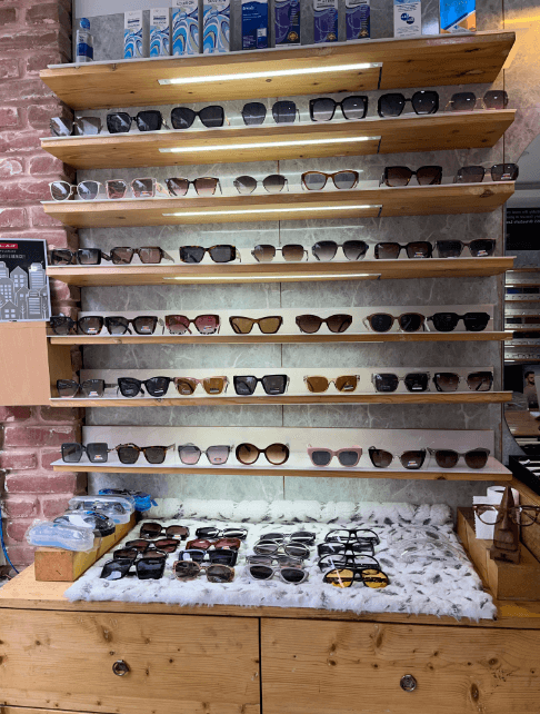 Diagnostics and examination at Sight Savers Eye Clinic